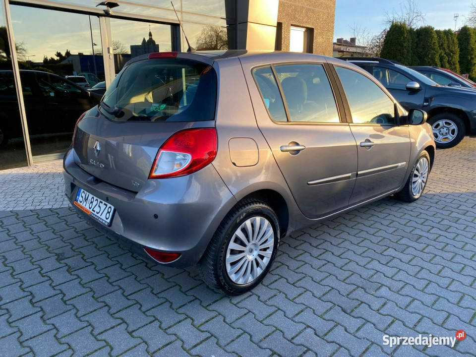 Renault Clio lift benzynka niski przebieg el 4/5