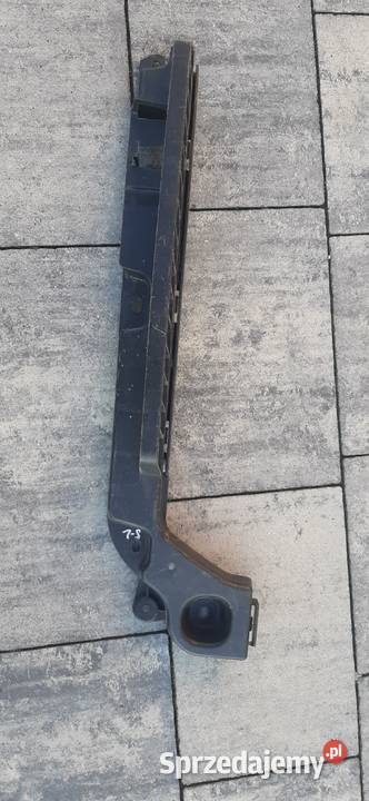 6V6807864 skoda Fabia III ślizg zderzaka prawy Dąbrowa Tarnowska