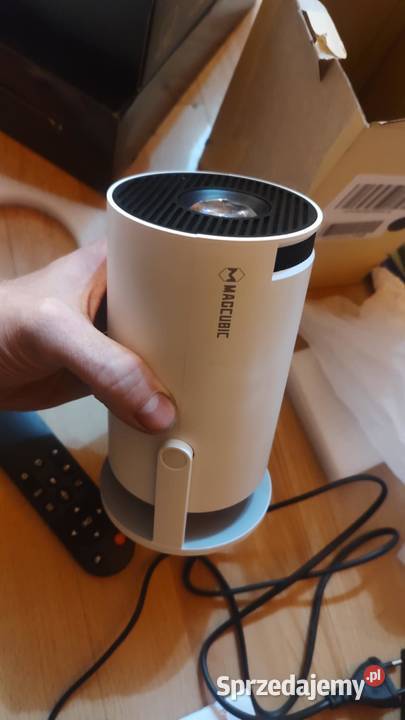 Projektor LED HY300 wielkopolskie Książ Wielkopolski sprzedam