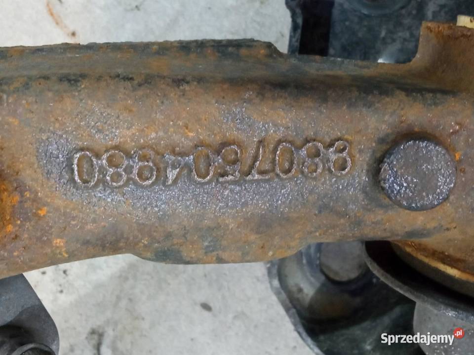 ZWROTNICA PRAWY TYŁ 20 HDI 9807504980 Citroen osobowe Zwrotnice