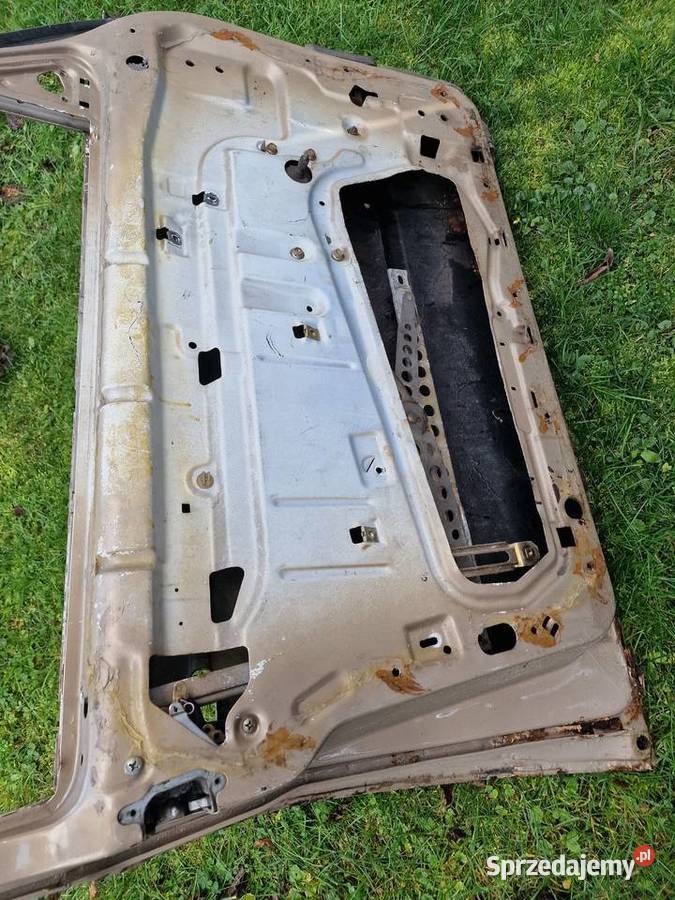 Drzwi przód lewe i prawe Mercedes W123 Biały Kościół