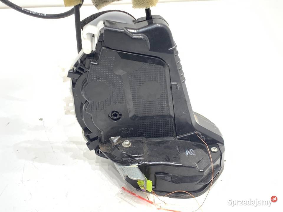 ZAMEK DRZWI LEWY TYŁ HONDA CRV V SUV