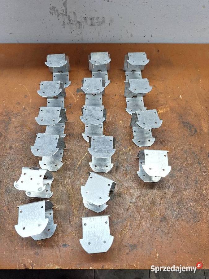 Sufit podwieszany podwójny krzyżowy Wieszak Strzyżów