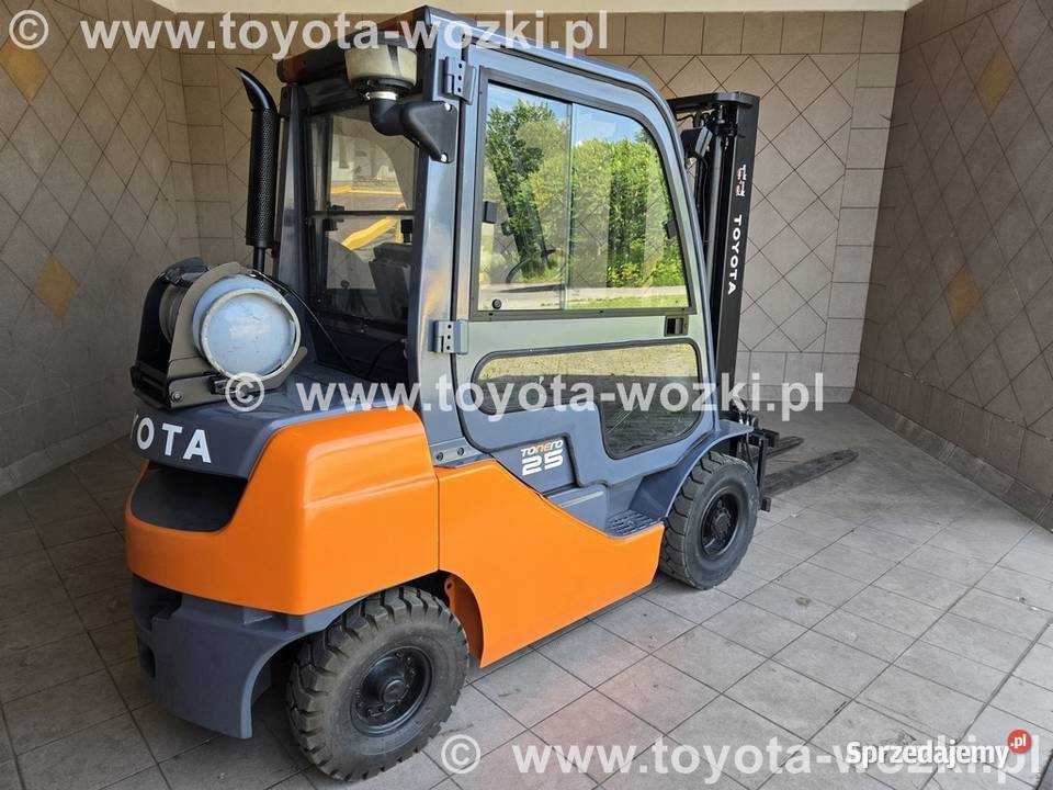 Wózek Widłowy TOYOTA 8FG25 Kabina wolny skok Mysłowice