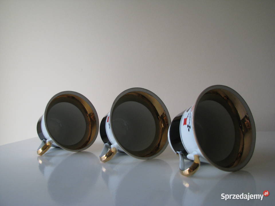 Piękne porcelanowe filiżanki karciane ze sprzedam