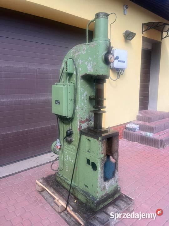 Prasa hydrauliczna pionowa sprzedam