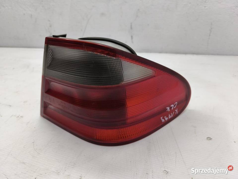 LAMPA PRAWY TYŁ MERCEDES CLK W208 C208