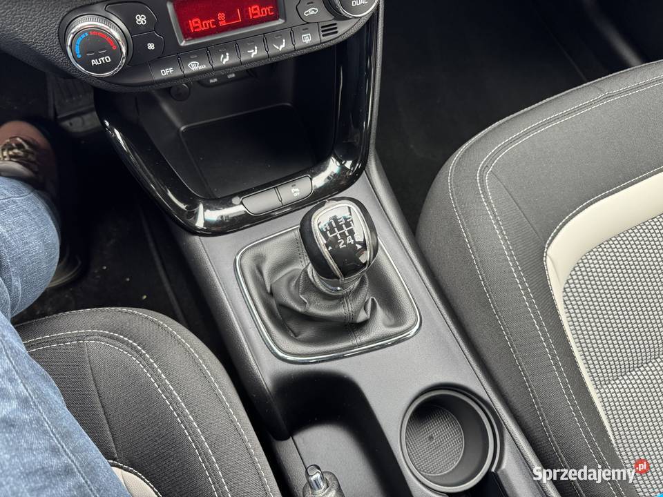 Kia Ceed 16 BENZYNA Klimatronik Nawigacja Kamera możliwa zamiana Cee'd Konin sprzedam