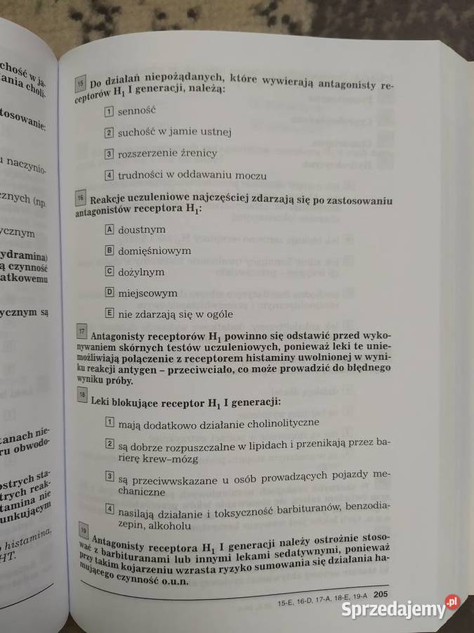 Farmakologia Zbiór pytań testowych studentów Rok wydania 2002 Kultura i Rozrywka Olsztyn
