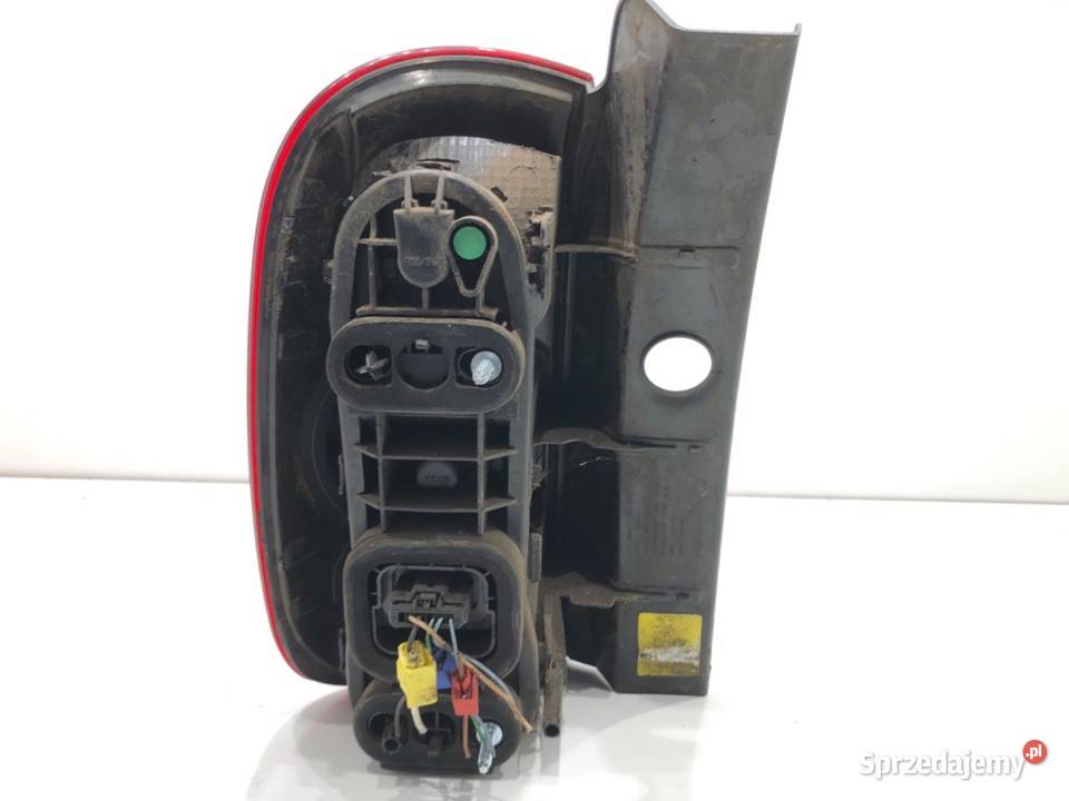 LAMPA PRAWY TYŁ DACIA DUSTER 265500033R SUV 1018
