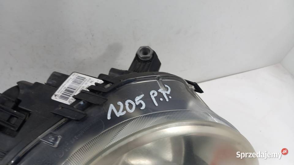 MINI COOPER R56 LAMPA PRZÓD PRAWA