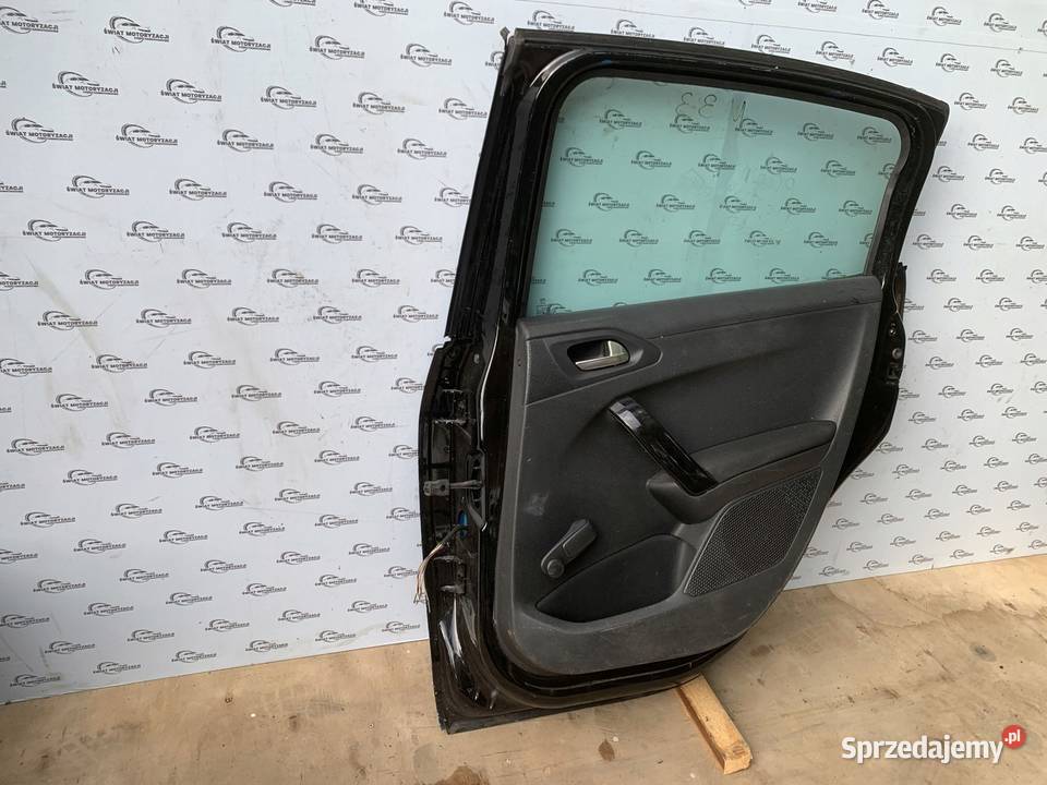 PEUGEOT 208 I LIFT 12r drzwi prawe tył