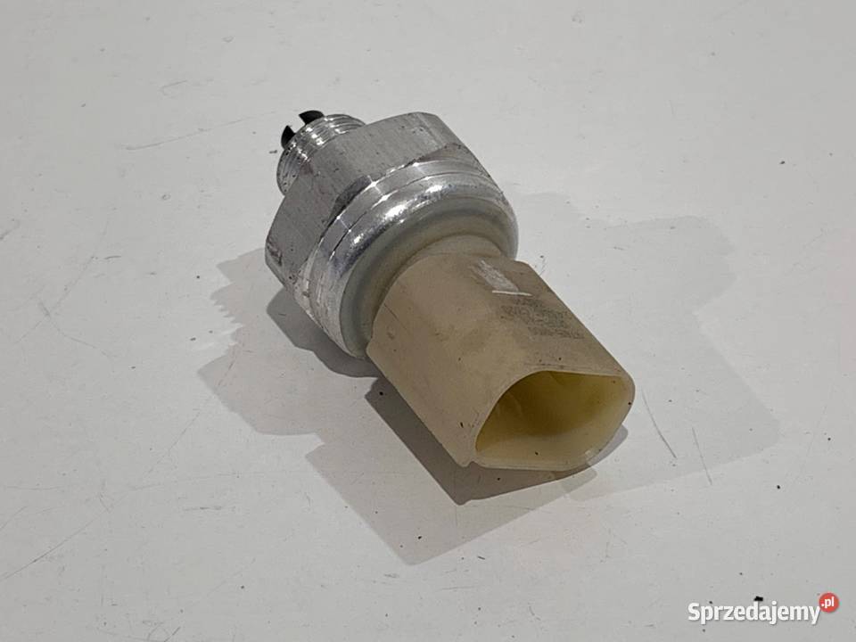 CZUJNIK KLIMATYZACJI HYUNDAI KONA SX2 97615GI000 osobowe