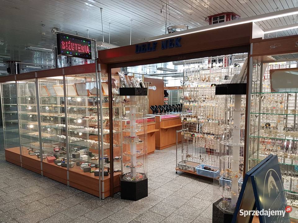 Sprzedam sklep z biżuterią towarem i Suwałki