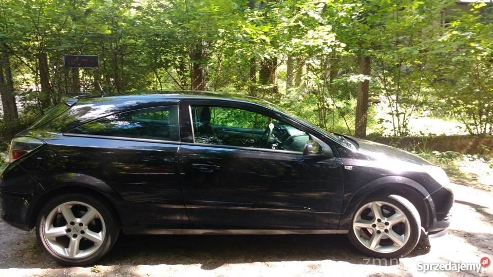 Opel ASTRA H GTC 18 125 Benzynagaz światła przeciwmgielne Piaseczno