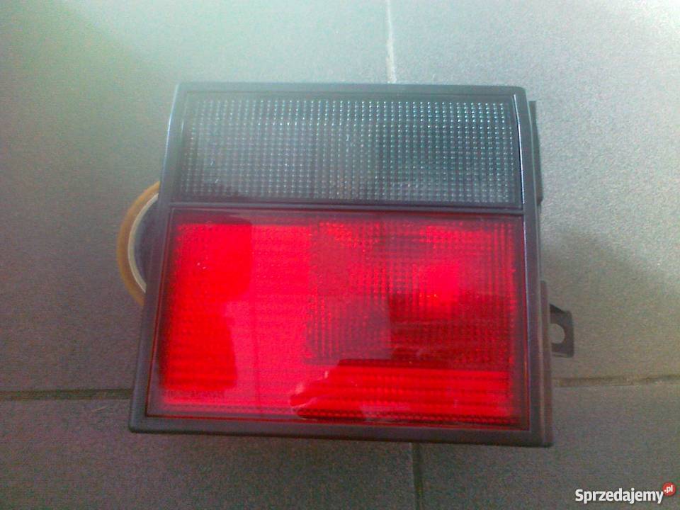RENAULT 21 89 LAMPA TYŁ LE NA KLAPĘ NOWA VALEO lampy tylne Pruszków