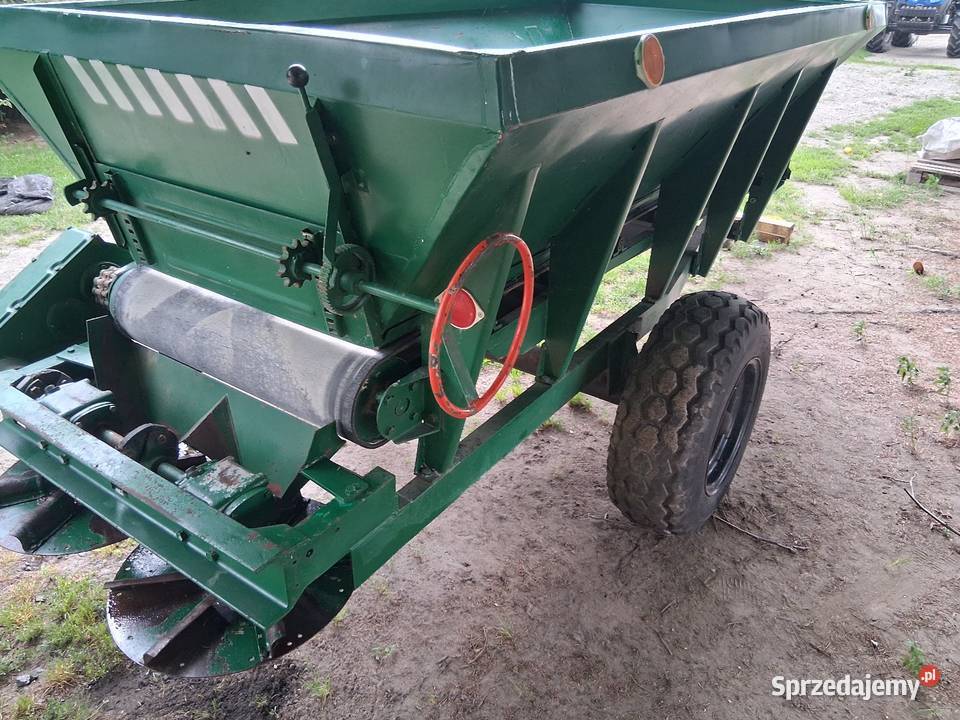 Rozsiewacz wapna rcw 3 Puławy