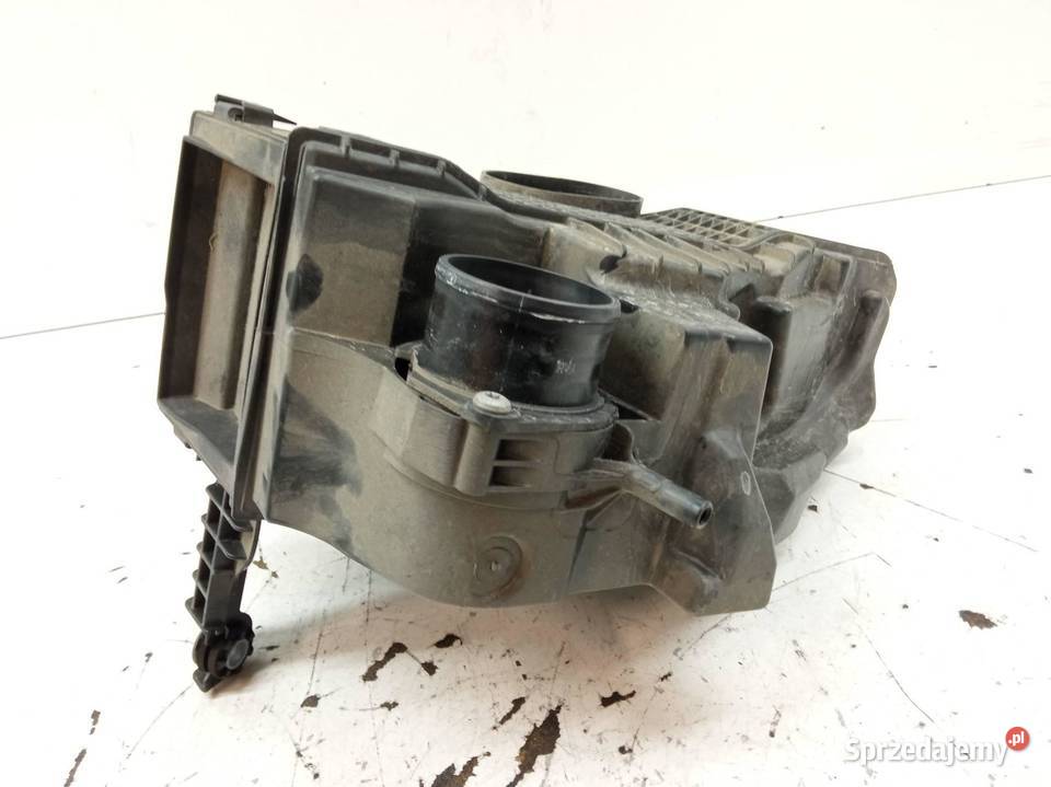 OBUDOWA FILTRA POWIETRZA 165001258R 09 900 TCE Obudowy filtrów