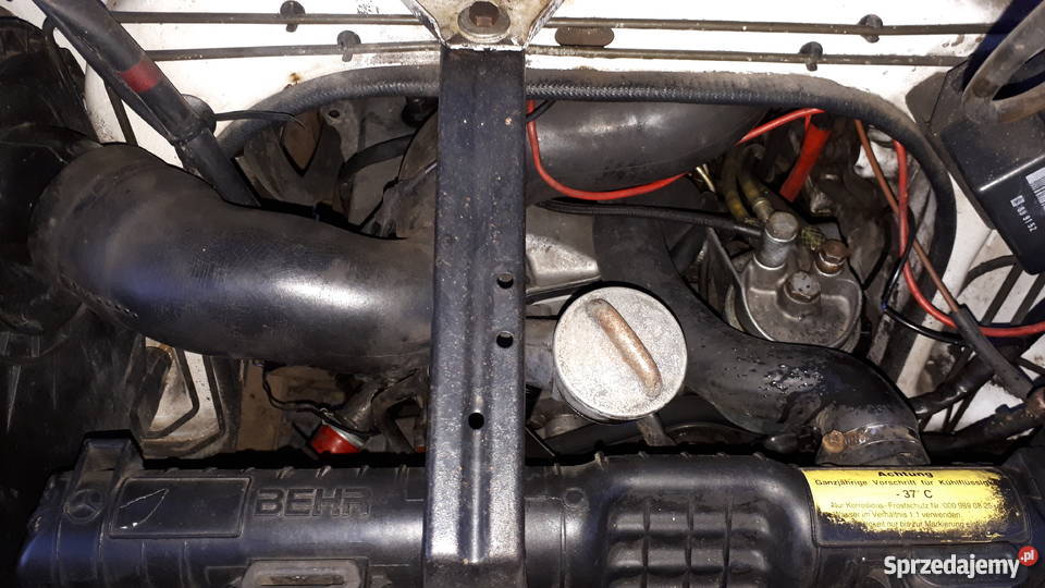 MercedesBenz 210D Kaczka NOWY SILNIK 29D Blaszak Mercedes-Benz Wola Paprotnia