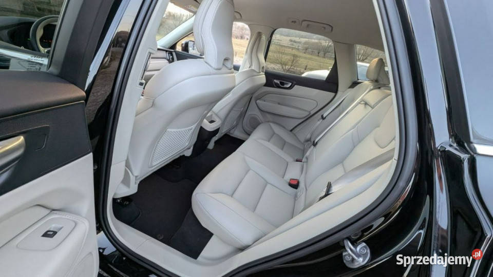 Volvo XC 60 B4 D kamera Grzana Kierownica AWD II Kamienna Góra