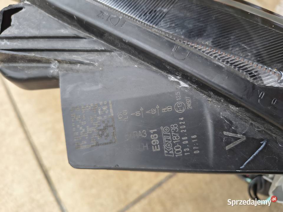 Lampa przód lewa Suzuki SX4 Scross lift Błonie