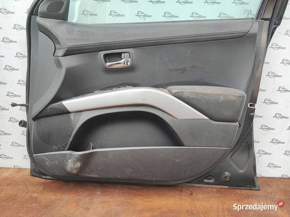 OUTLANDER LIFT II 11r Drzwi prawy przód osobowe Kielce
