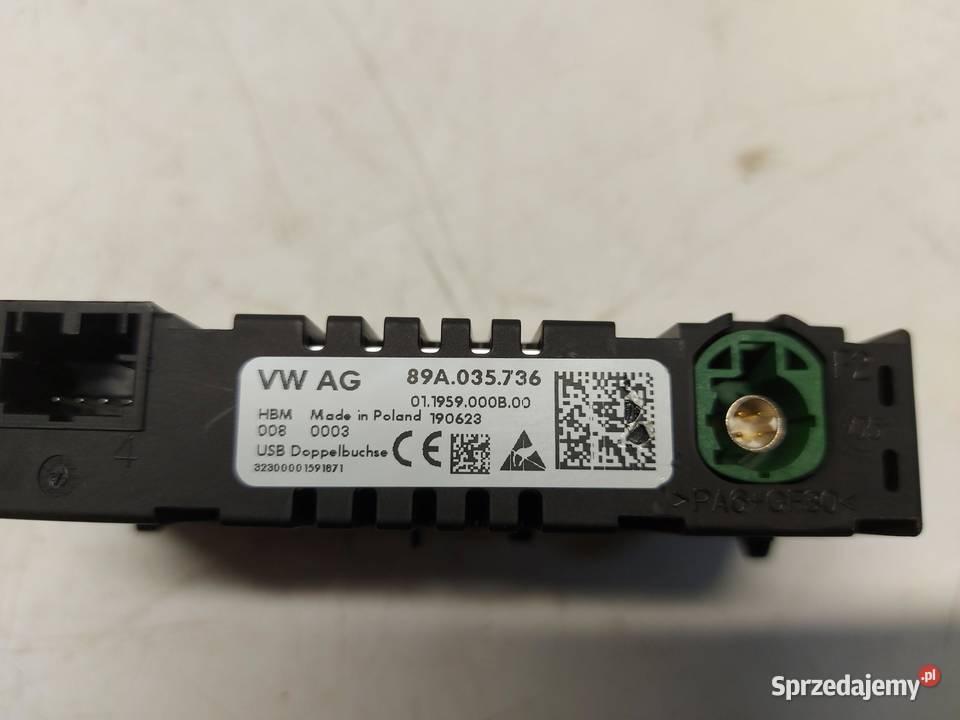 Audi Q4 ETRON 89A 89E GNIAZDO PORT USB 89A035736