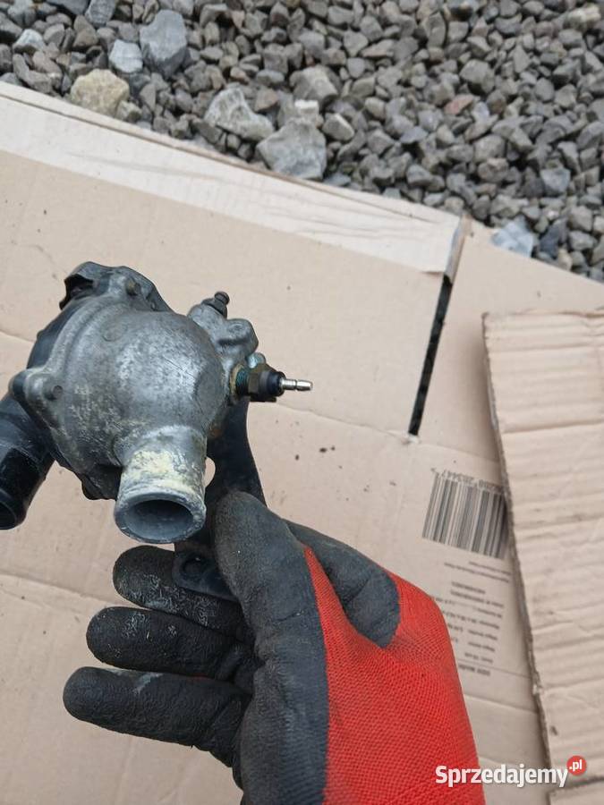 Termostat obudowa zbiornik wlew cieczy kawasaki Sandomierz