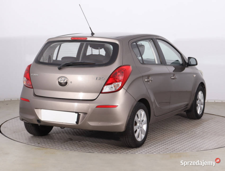 Hyundai i20 12 światła przeciwmgielne i20