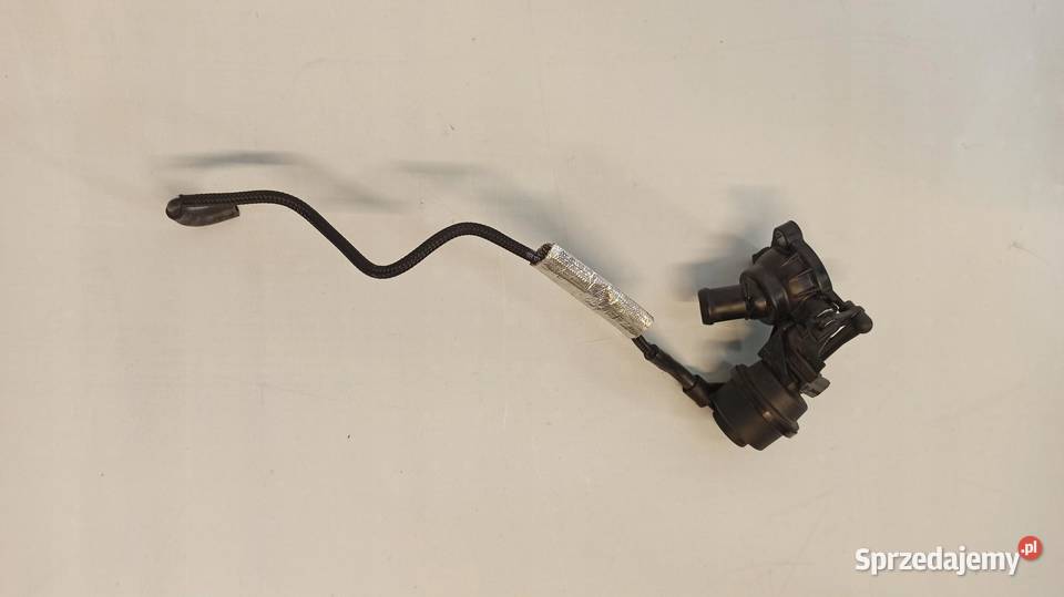 ZAWÓR REGULACYJNY AUDI A5 8T 30 TDI 059121737B osobowe