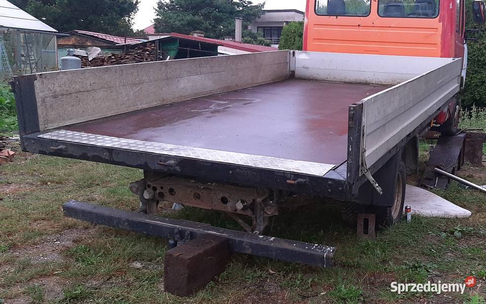 Paka zabudowa skrzynia do busa Mercedes Vario dostawcze Jędrzejów sprzedam