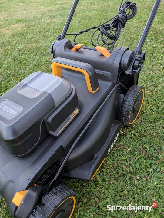 Kosiarka elektryczna TITAN 1700W 38 Korczyna