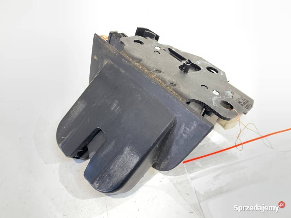 ZAMEK KLAPY TYŁ AUDI A4 B7 Kombi 8P4827505C 0408 Zamki, wkładki i kluczyki