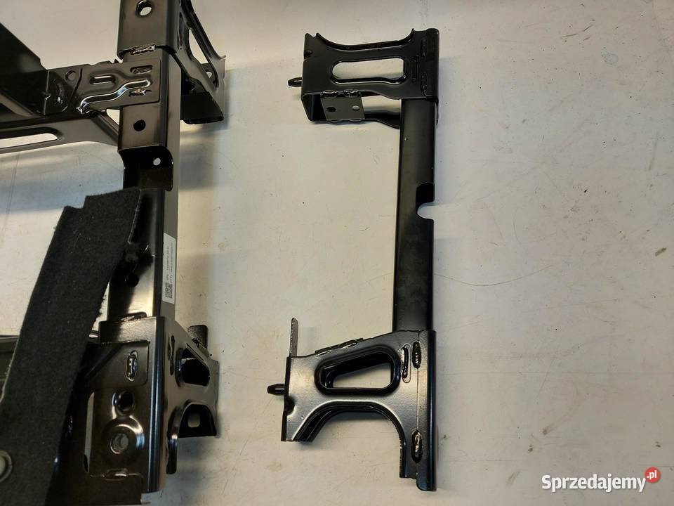 TESLA MODEL Y 2023r Mocowanie fotela komplet