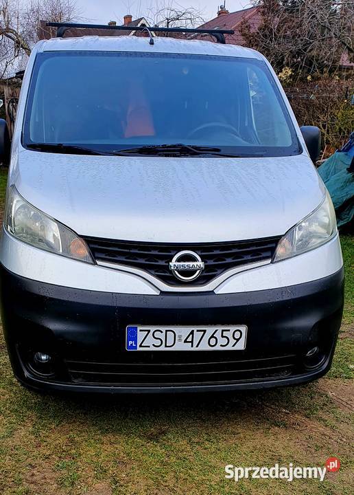 Nissan nv200 relingi dachowe sprzedam