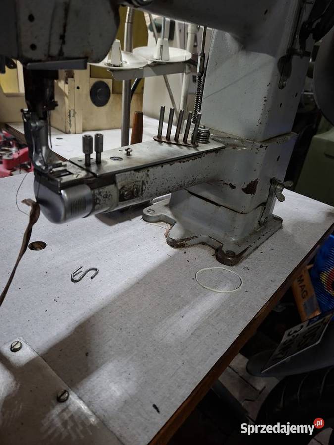 Maszyna szwalnicza Lamowacz Adler 069892 świętokrzyskie Ostrowiec Świętokrzyski