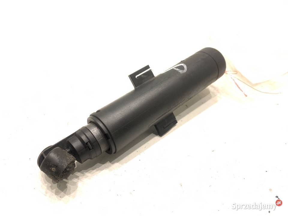 SPRYSKIWACZ REFLEKTORA PRAWY PRZÓD AUDI A8 D4