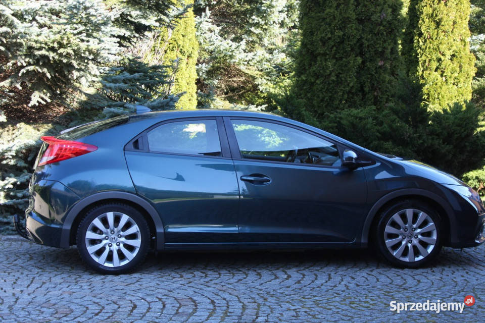 Honda Civic Benzyna 140 174 IX 2011 lakier metallic Lubań