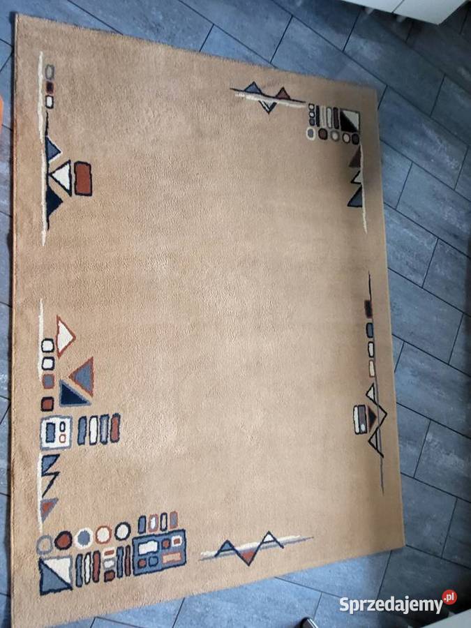 Dywan 168 x 228 sprzedam