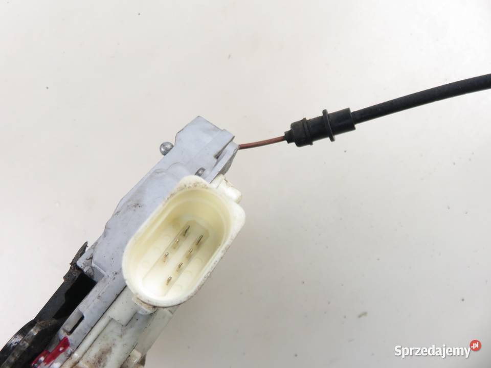 ZAMEK LEWY TYLNY VW PASSAT B6 B7 3C4839015A