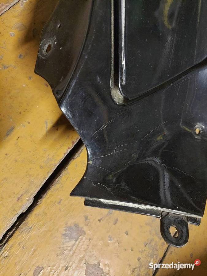 Suzuki RF 600 wypełnienie lewe licznika czaszy Elementy nadwozia dolnośląskie Jelenia Góra