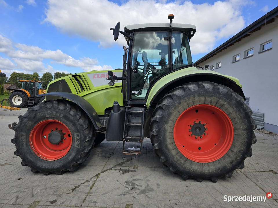Ciągnik CLAAS AXION 850 4x4 255 obciążnik TUZ