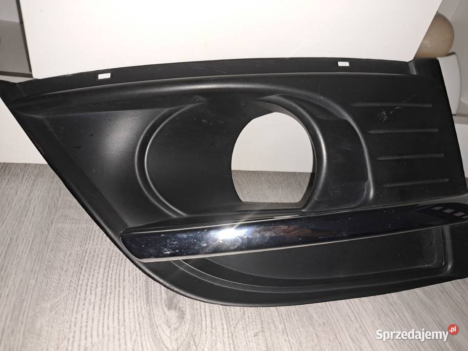 KRATKA HALOGENU CITROEN OE 9680404177 PICASSO Kargowa