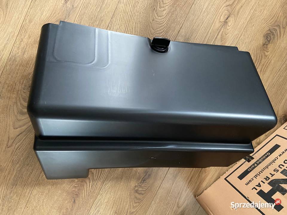 82032836 87316828 Osłona akumulatora T7000 T6000 mazowieckie Warszawa sprzedam
