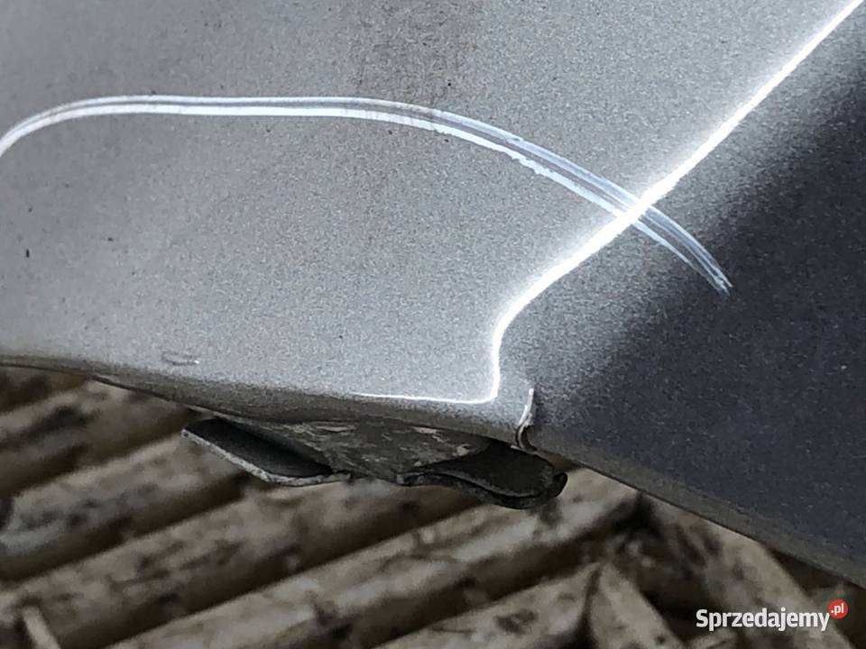 BŁOTNIK LEWY PRZÓD MERCEDES C218 Hatchback 1117