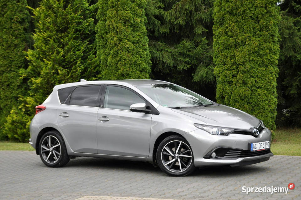 Toyota Auris garażowany mazowieckie Ostrów Mazowiecka