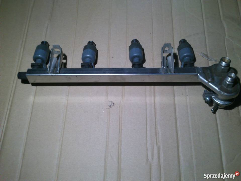 Listwa wtryskowa wtryski 16 16V X16XEL Opel Radomsko sprzedam