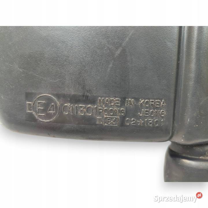 LUSTERKO PRAWE Mitsubishi l200 19781986 manualne