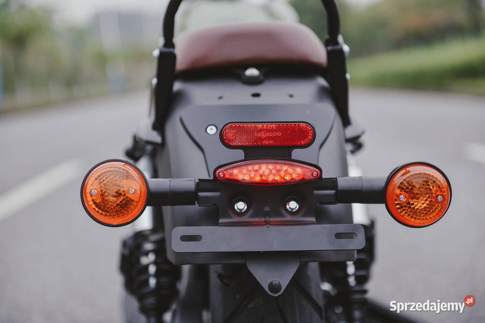 UM RENEGADE SPORT 125 RatySalon Rok produkcji 2022 Tułowice