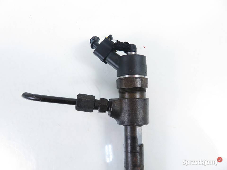 WTRYSKIWACZ OPEL ASTRA H 19 CDTI 0445110165